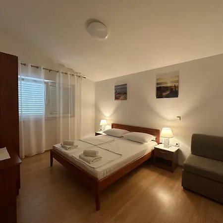 Lm Trogir
